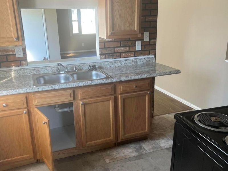 56 Florence Avenue, Columbus, OH 43228 Photo 3