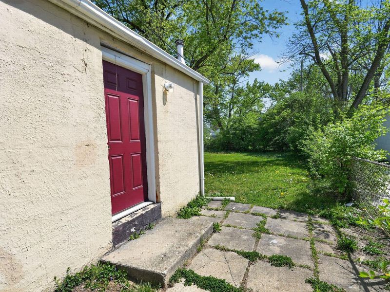 56 Florence Avenue, Columbus, OH 43228 Photo 5