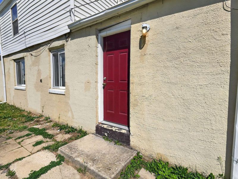 56 Florence Avenue, Columbus, OH 43228 Photo 6