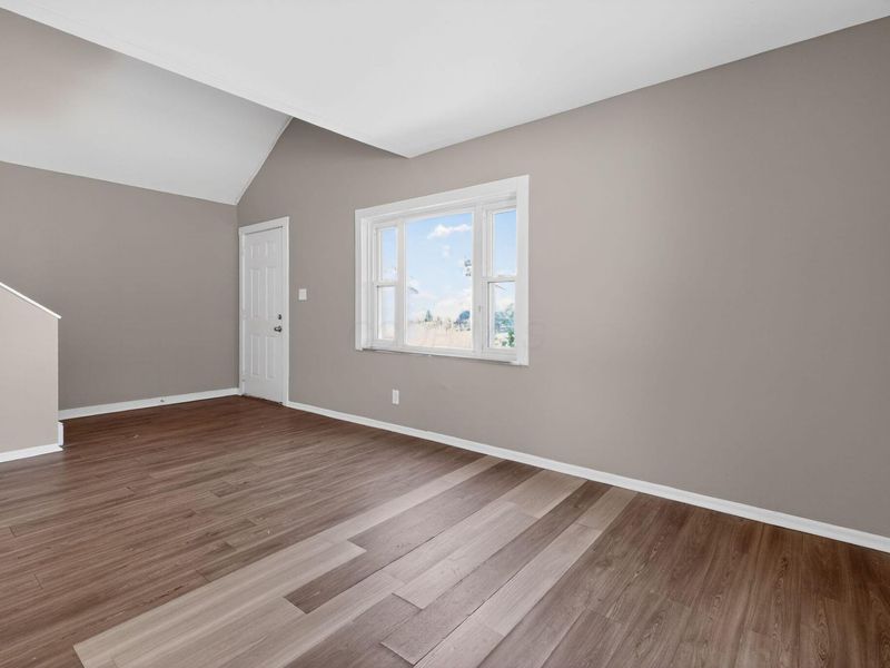 56 Florence Avenue, Columbus, OH 43228 Photo 7