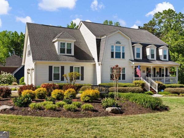 1049 Fairwood Run NW, Acworth, GA 30101