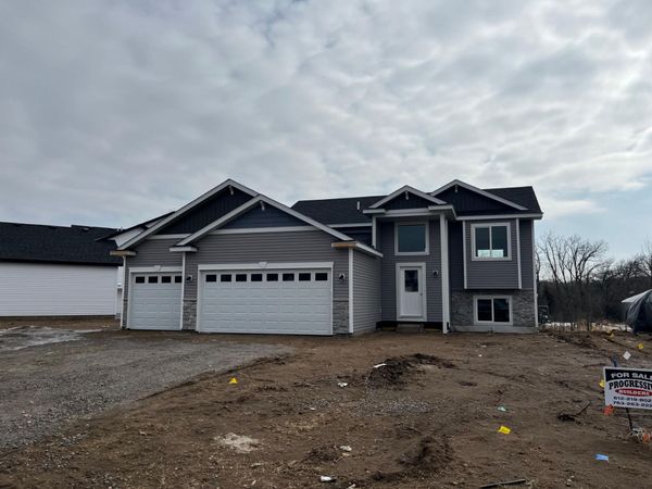 22842 Topaz Street , Saint Augusta, MN 56301