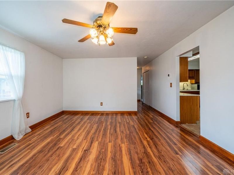 2409 Suffolk Court, Kettering, OH 45420 Photo 6