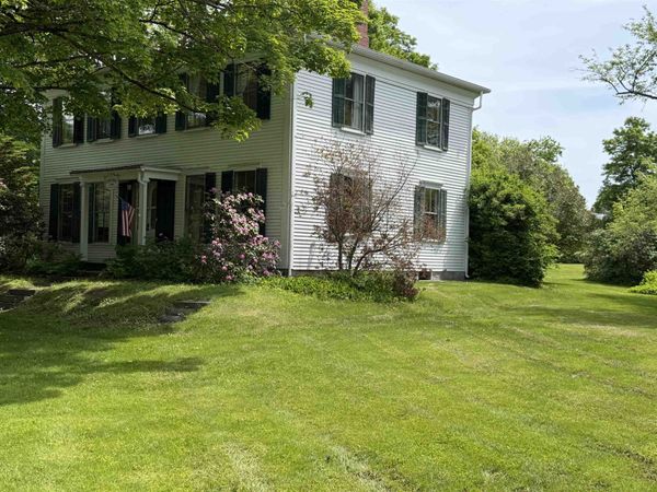 52 School Street, Haverhill, NH 03765