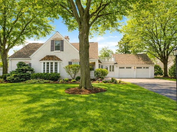 1350 Blue Ridge Blvd, Elm Grove, WI 53122