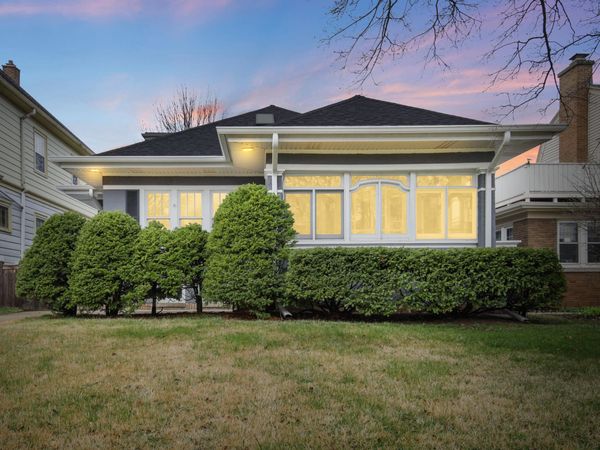 4455 N Frederick Ave, Shorewood, WI 53211