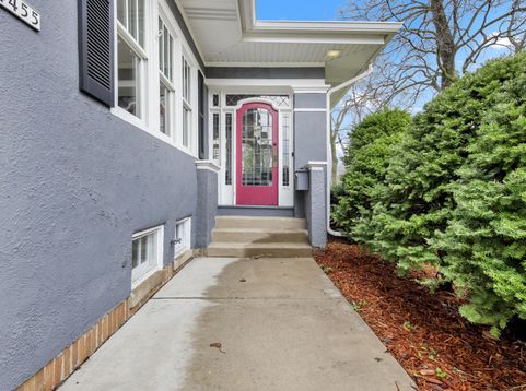 Main Photo