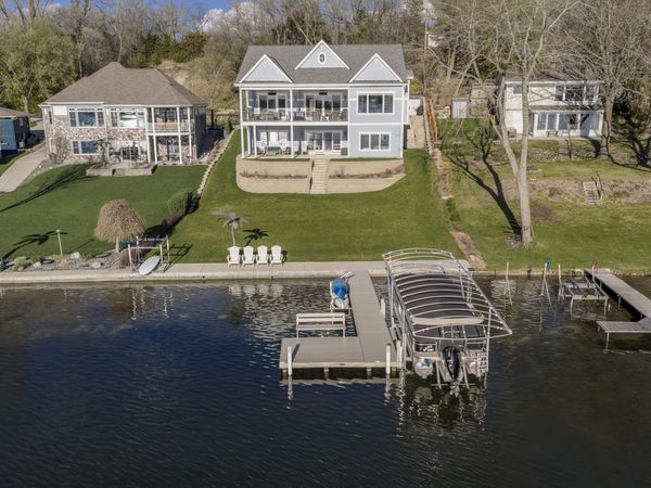 W1176 South Shore Dr, Palmyra, WI 53156