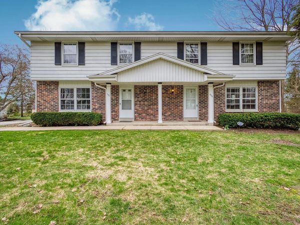 560-570 Meadow Ct, Brookfield, WI 53045