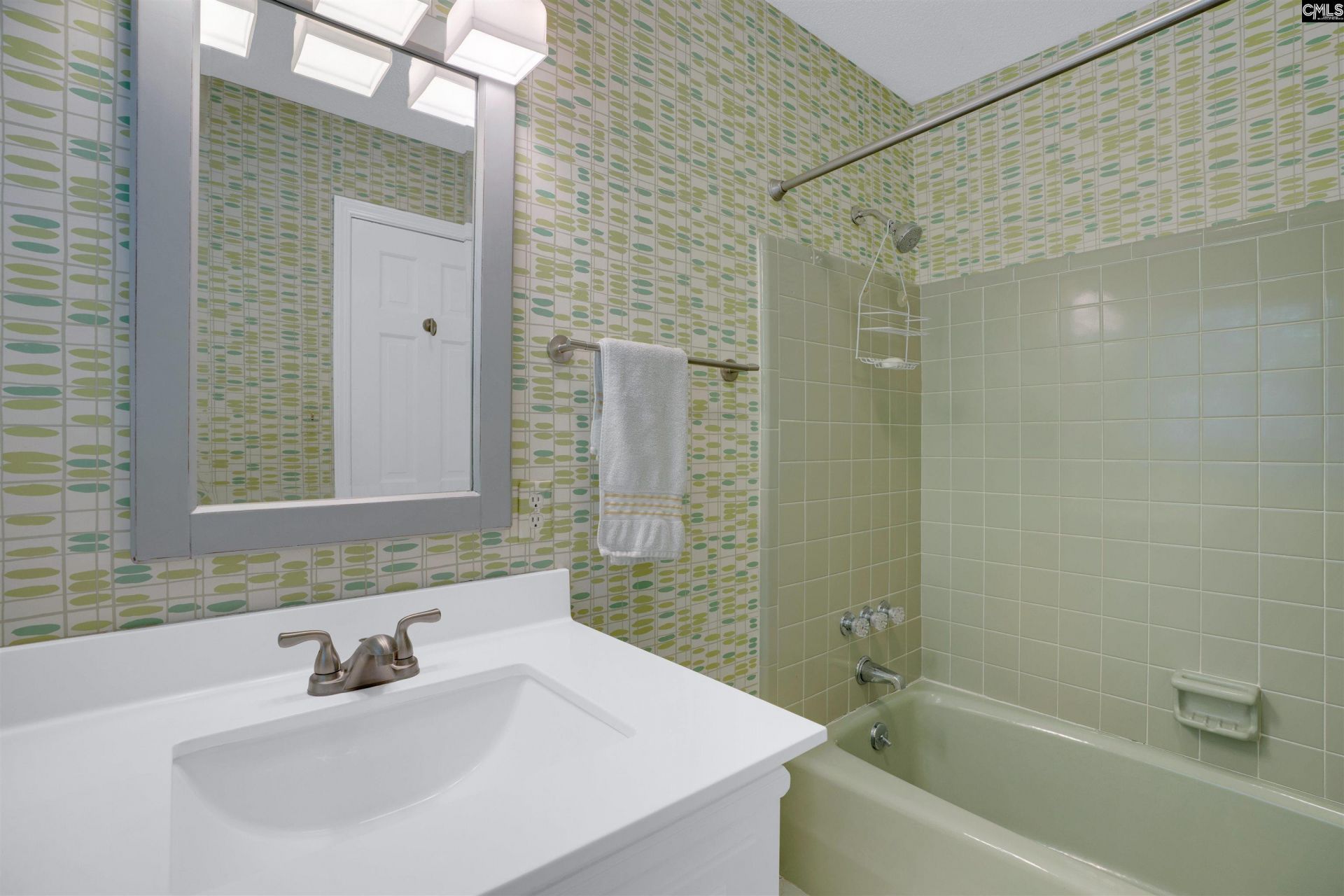 2221 Bermuda Hills Road Photo 28