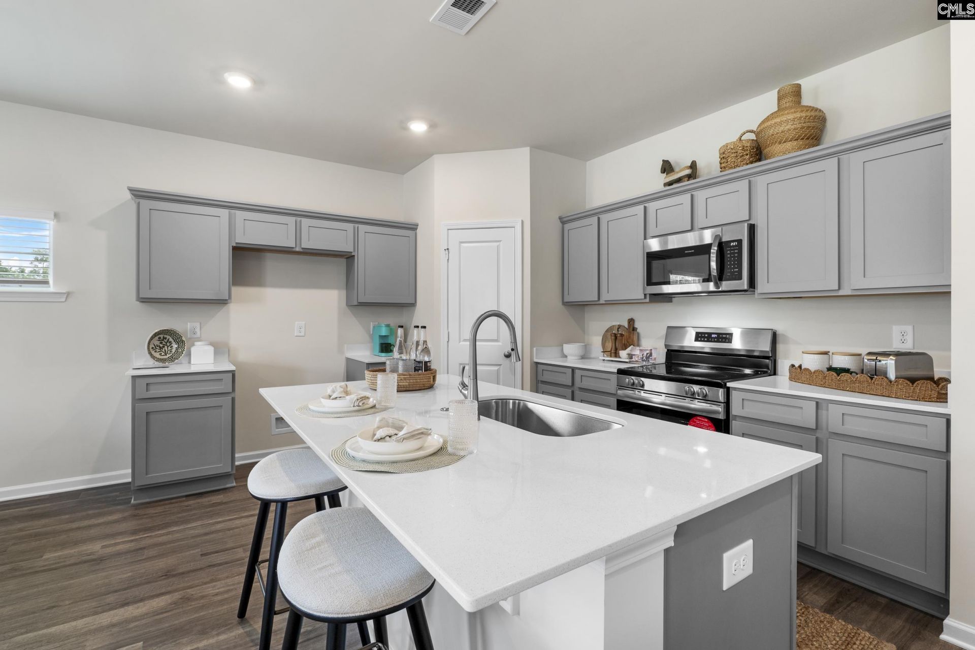 324 South Lake Court Photo 8