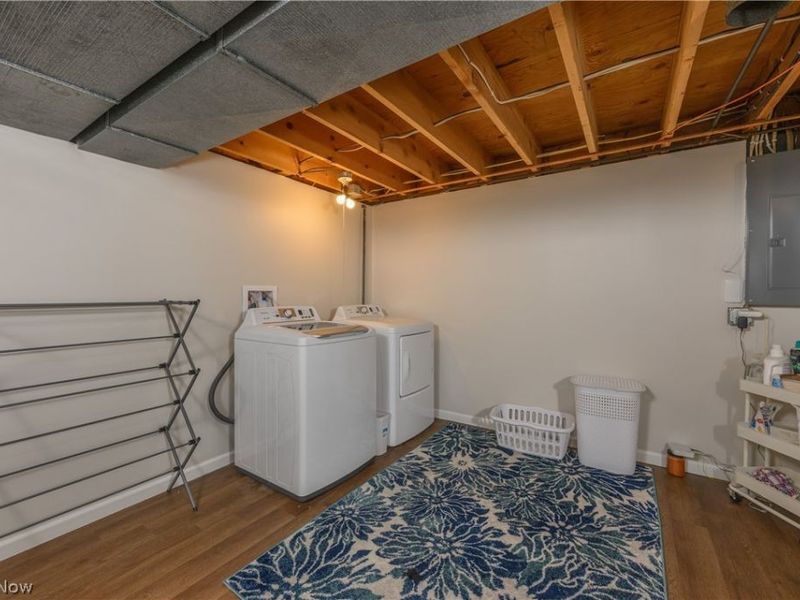 819 E 5th Street, Dover, OH 44622 Photo 32