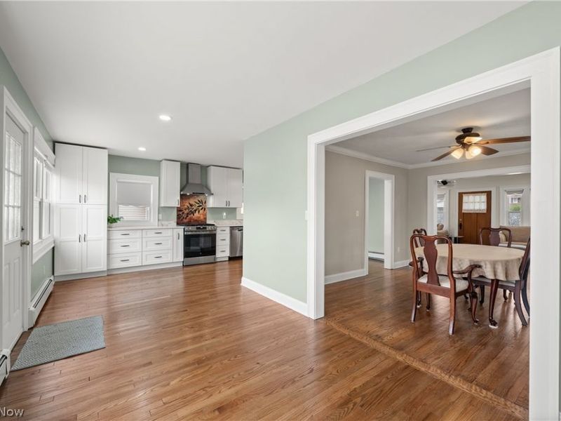 2126 Elbur Avenue, Lakewood, OH 44107 Photo 10