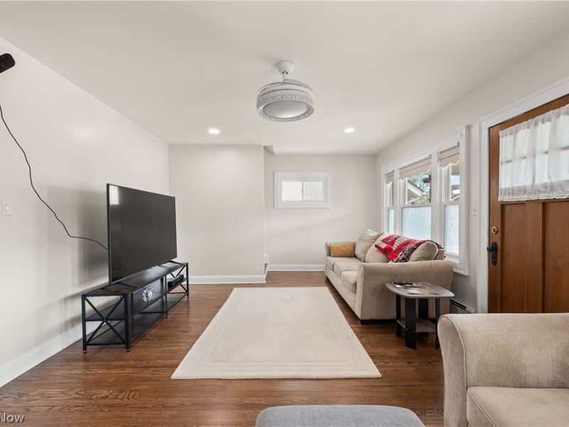 2126 Elbur Avenue, Lakewood, OH 44107 Photo 13