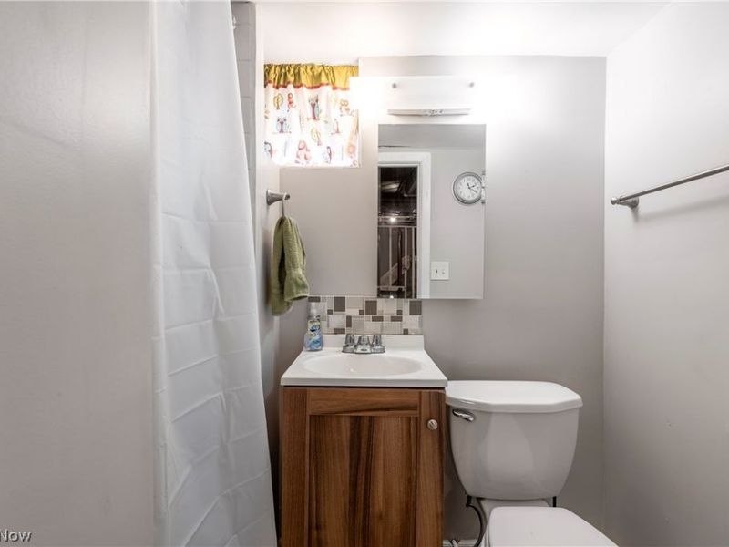 2126 Elbur Avenue, Lakewood, OH 44107 Photo 31