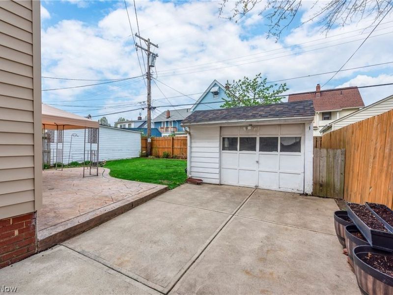 2126 Elbur Avenue, Lakewood, OH 44107 Photo 34