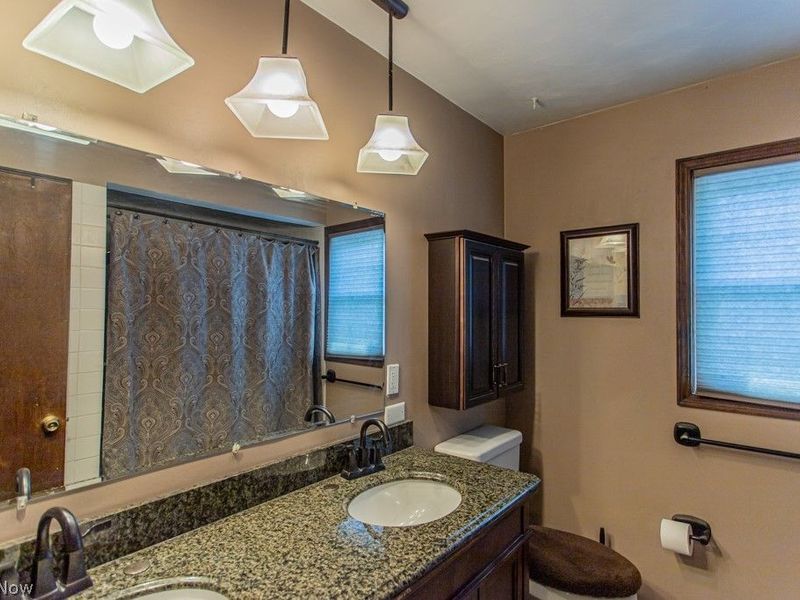 733 Squirrel Hill Court, Boardman, OH 44512 Photo 27