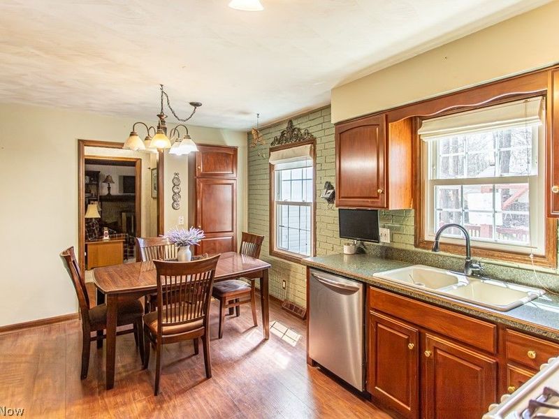 733 Squirrel Hill Court, Boardman, OH 44512 Photo 7