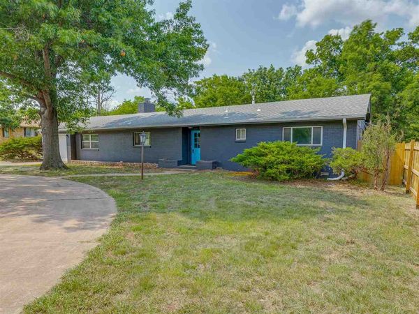 1924 E McElroy, Stillwater, OK 74075