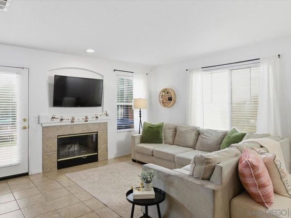 1964 Arbor Glen, Escondido, CA 92025