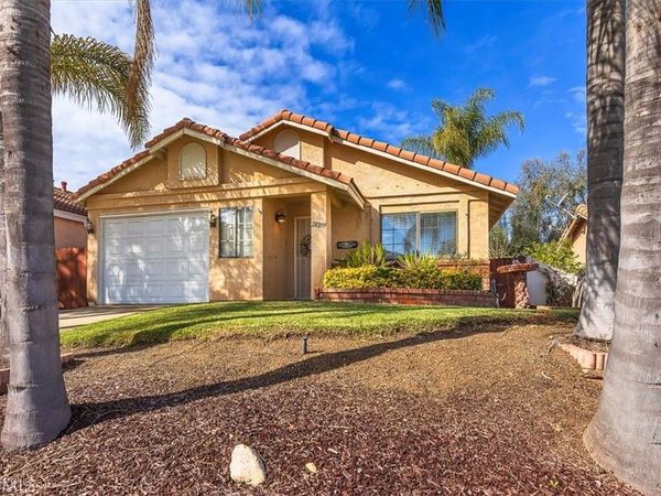 28299 Encino Drive, Menifee, CA 92586