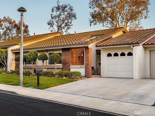 28052 Via Herrera, Mission Viejo, CA 92692