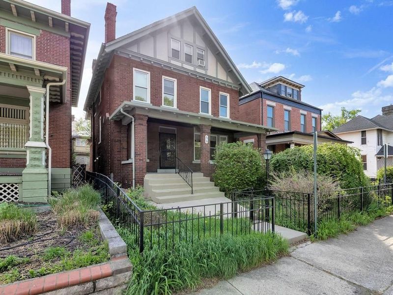 56 S Champion Avenue, Columbus, OH 43205 Photo 2