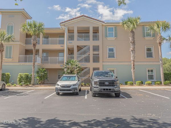 1200 CANOPY WALK Lane, Unit 1233, Palm Coast, FL 32137