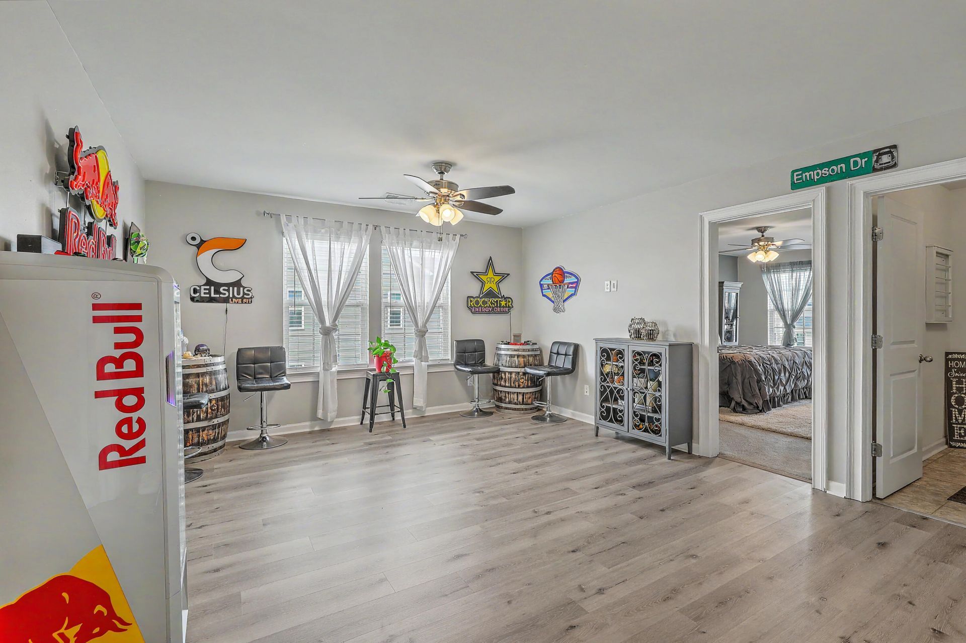 462 Spectrum Road Photo 23