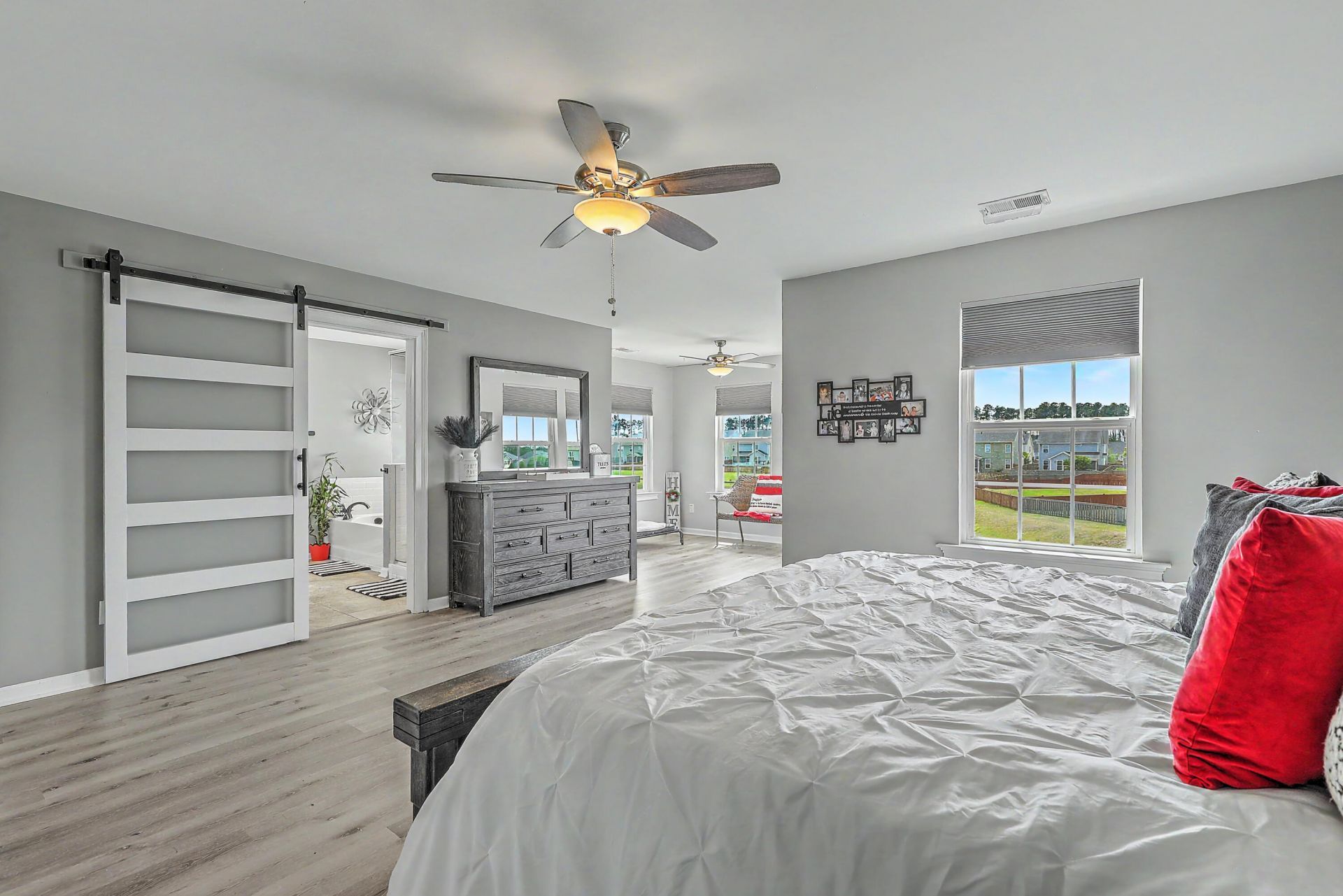 462 Spectrum Road Photo 26