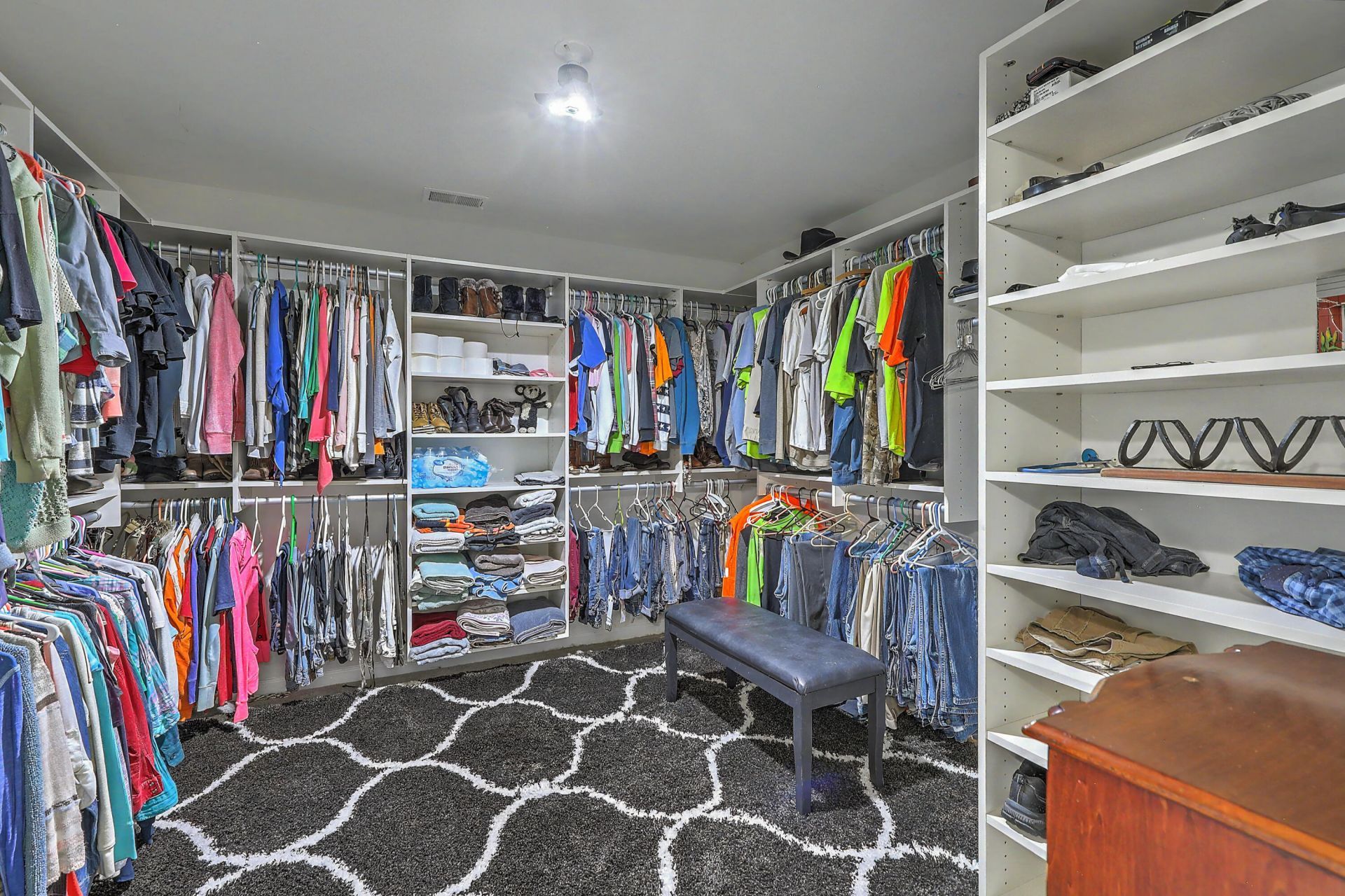 462 Spectrum Road Photo 28