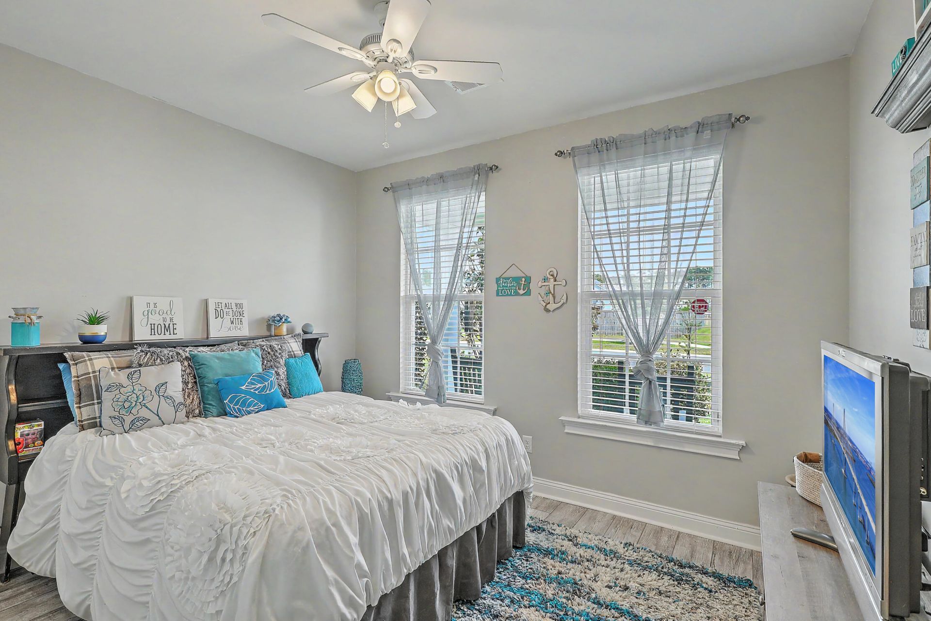 462 Spectrum Road Photo 31