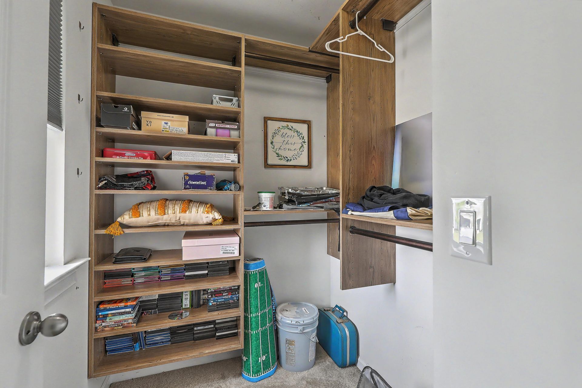 462 Spectrum Road Photo 32