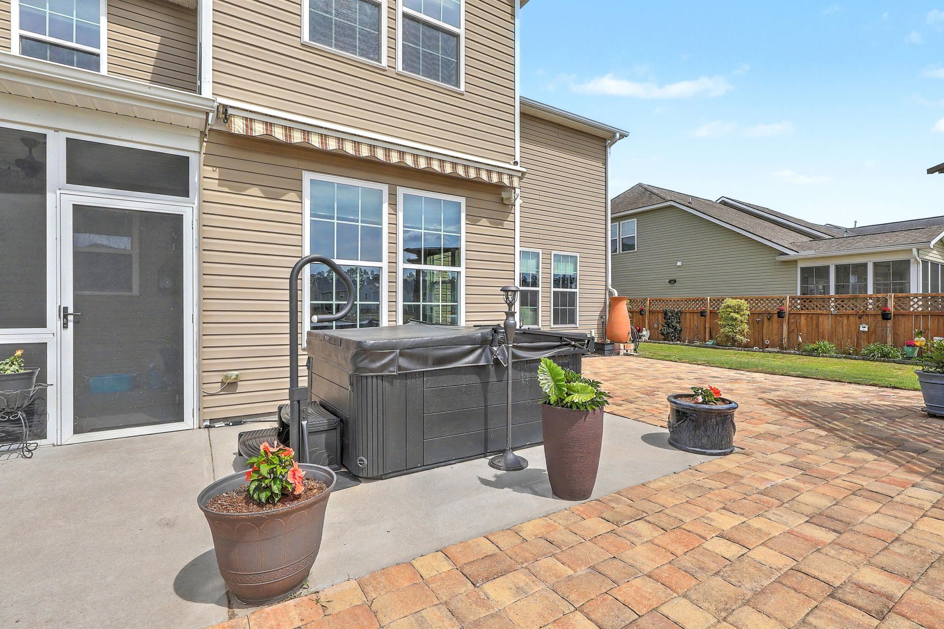 462 Spectrum Road Photo 40