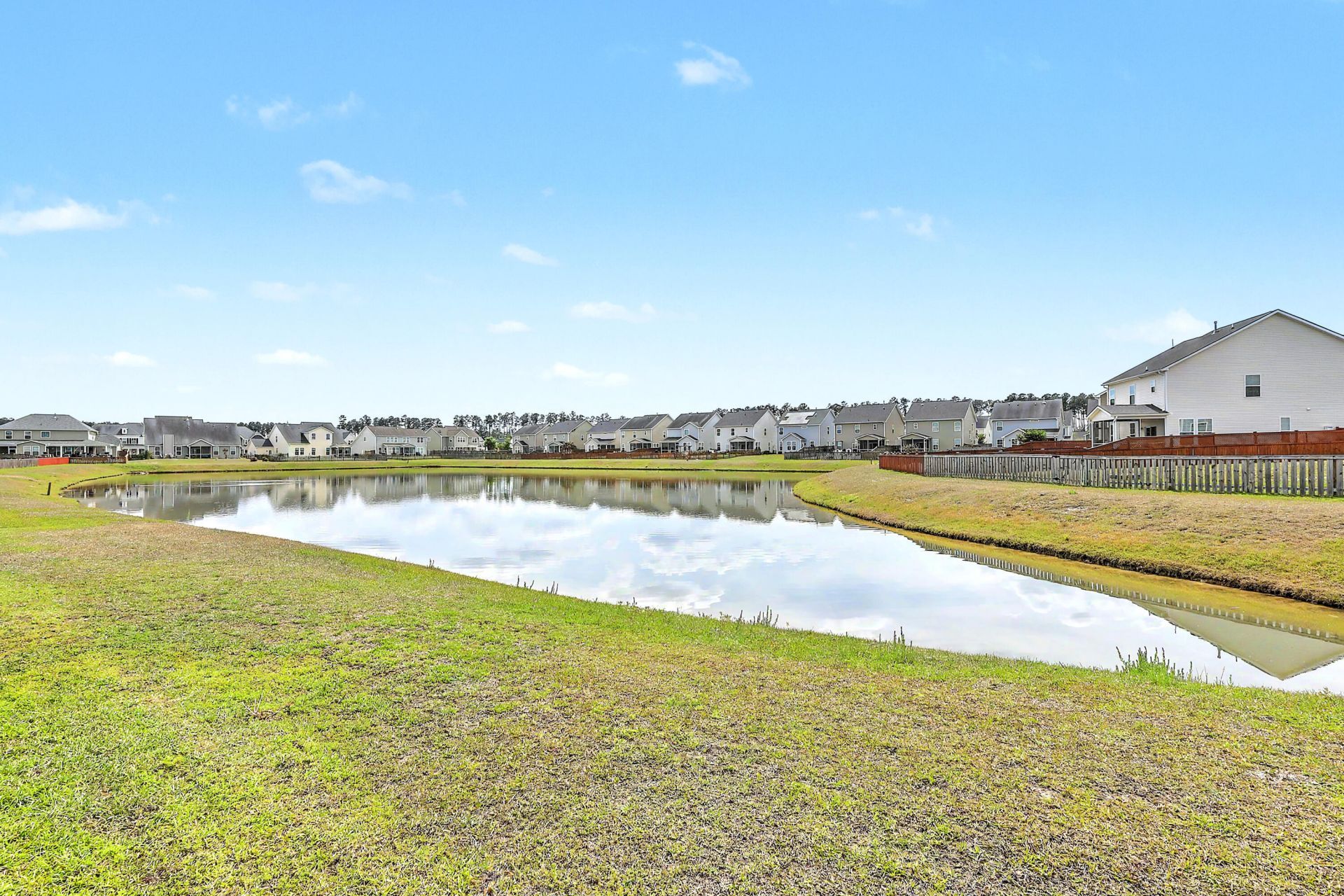 462 Spectrum Road Photo 45