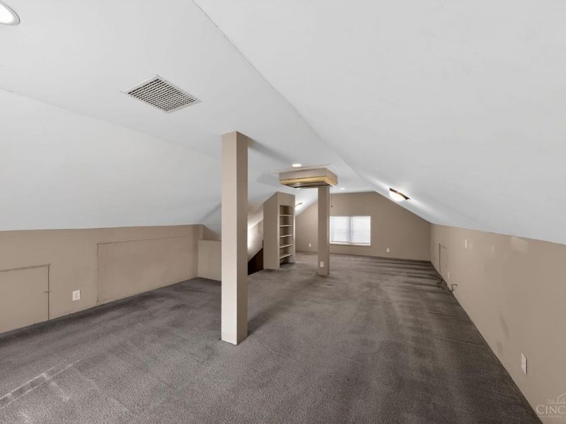 2525 Homestead Place, Cincinnati, OH 45211 Photo 20