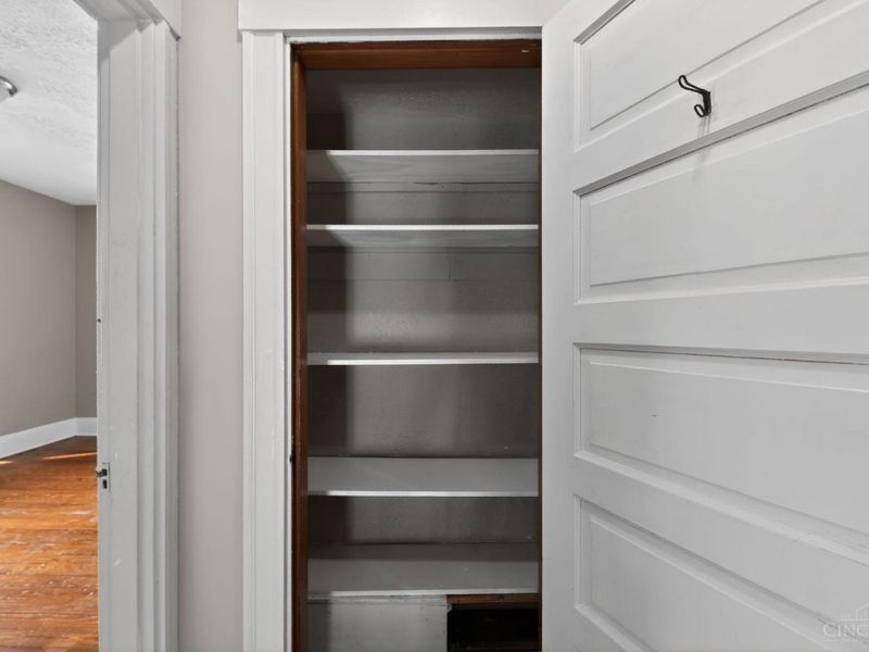 2525 Homestead Place, Cincinnati, OH 45211 Photo 22