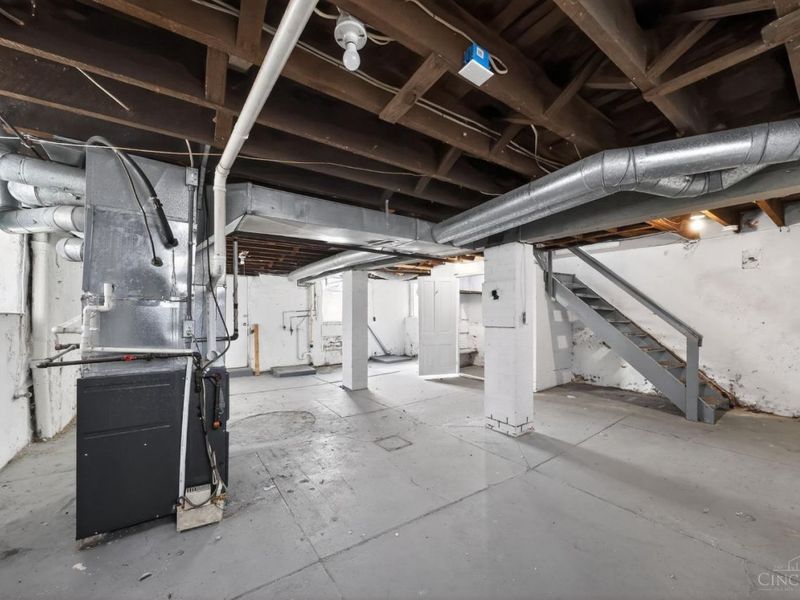 2525 Homestead Place, Cincinnati, OH 45211 Photo 23