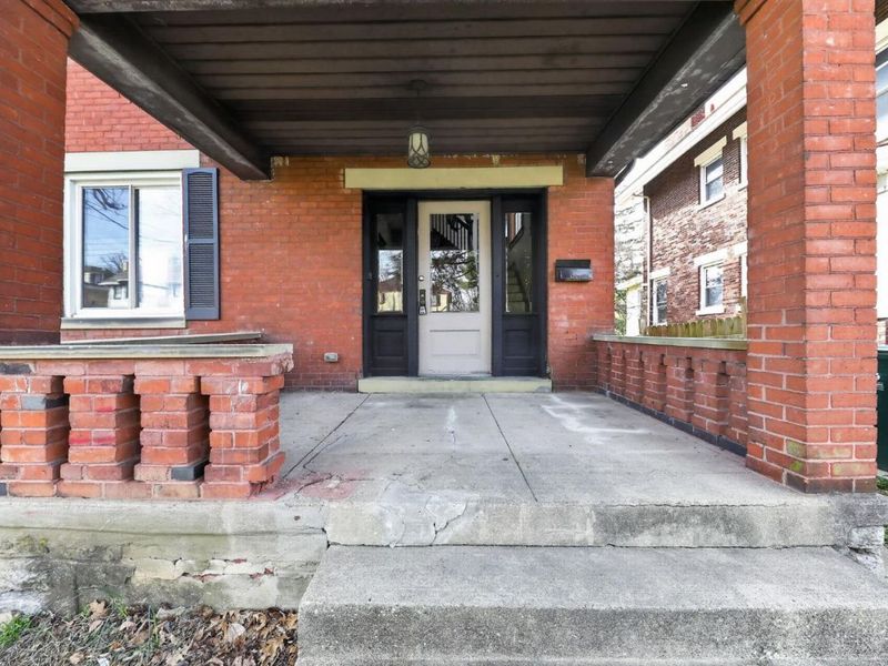 2525 Homestead Place, Cincinnati, OH 45211 Photo 4