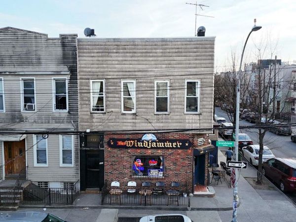 552 Grandview Avenue, Ridgewood, NY 11385