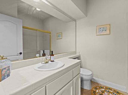 111 Burrill Dr, Folsom, CA 95630 Photo