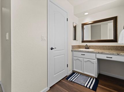 111 Burrill Dr, Folsom, CA 95630 Photo