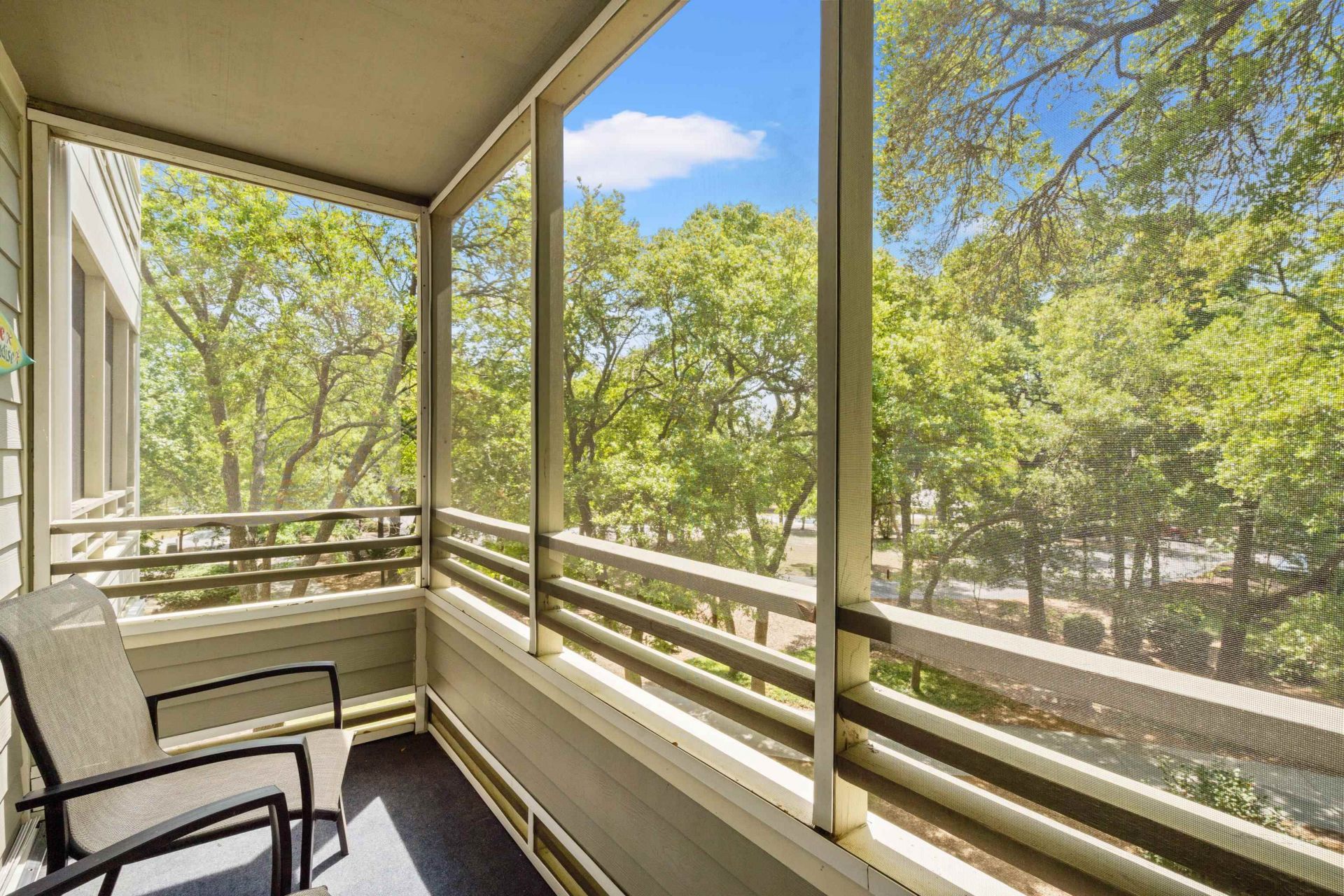 415 Ocean Creek Dr. Photo 11