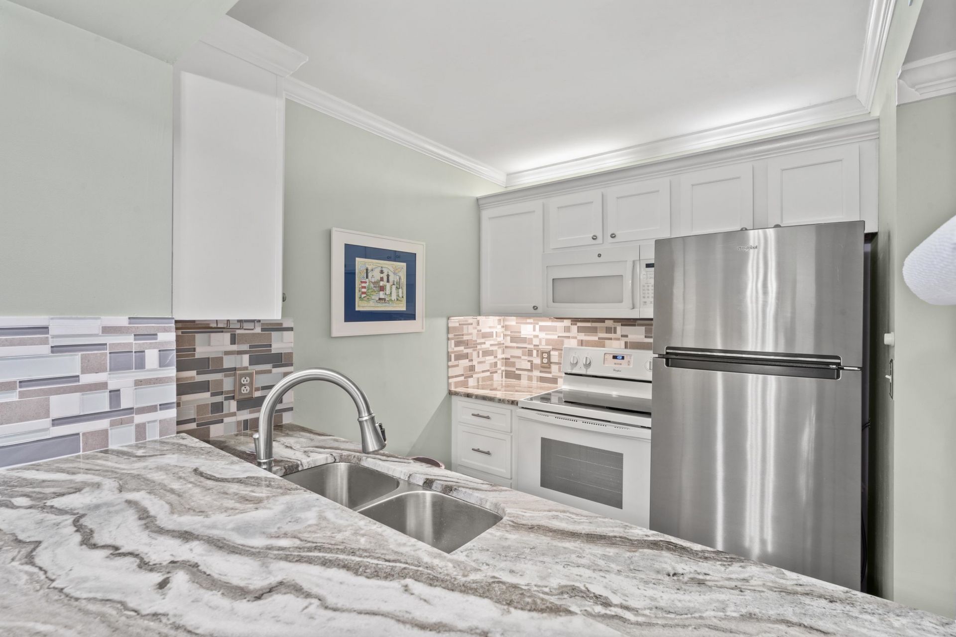 415 Ocean Creek Dr. Photo 6