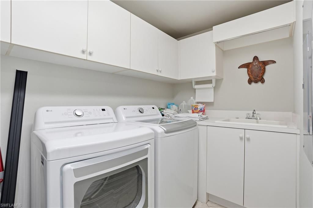 2738 Tiburon Blvd E, Unit B104, Naples, FL 34109 Photo