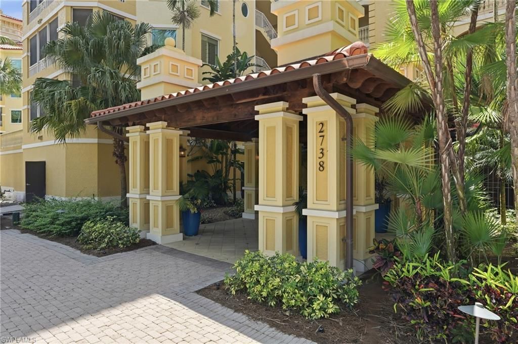 2738 Tiburon Blvd E, Unit B104, Naples, FL 34109 Photo