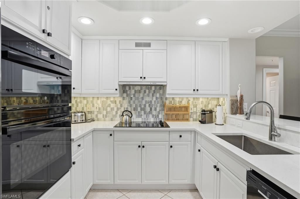 2738 Tiburon Blvd E, Unit B104, Naples, FL 34109 Photo