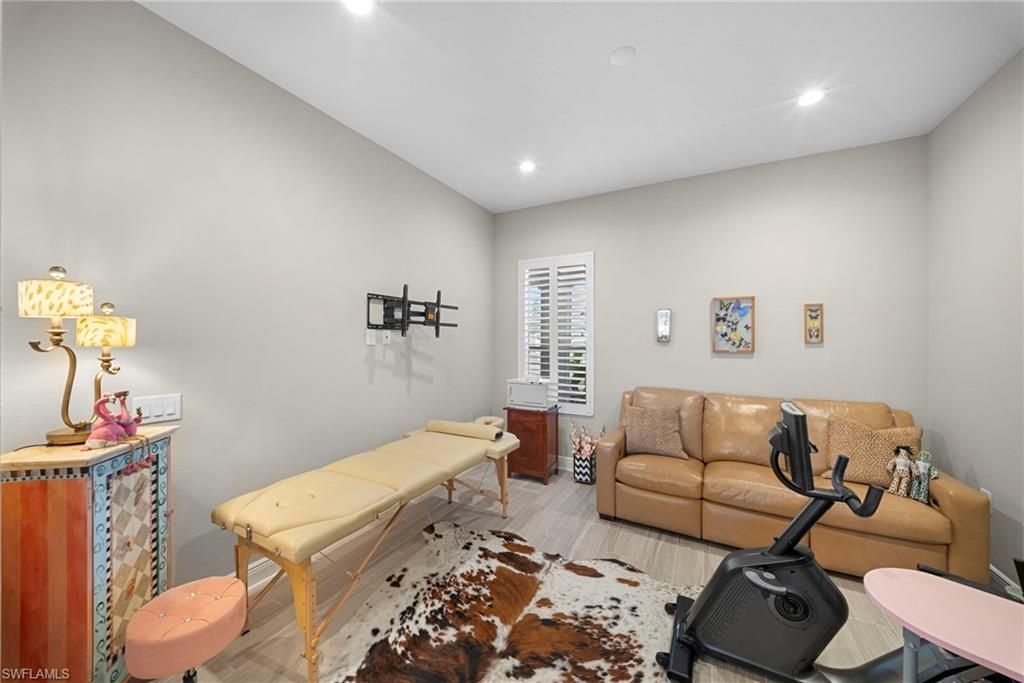 21244 Holmes Cir, Venice, FL 34293 Photo