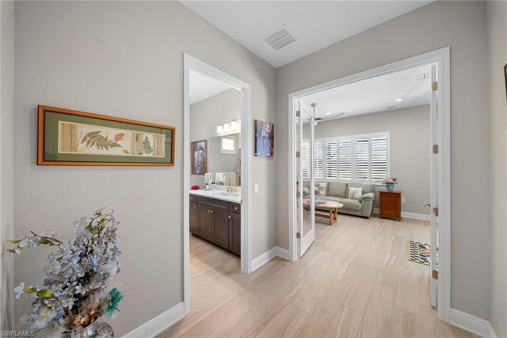 21244 Holmes Cir, Venice, FL 34293 Photo