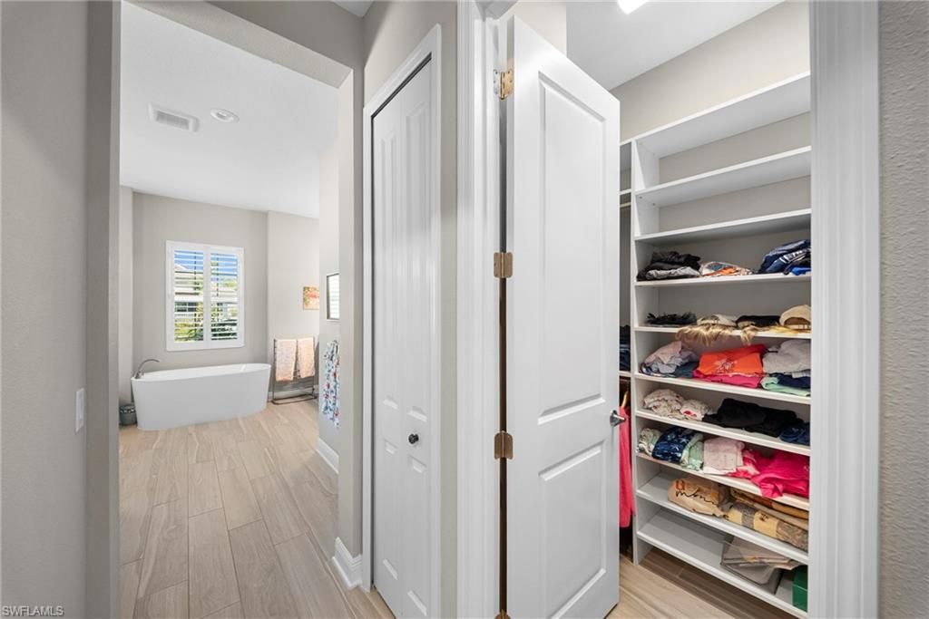 21244 Holmes Cir, Venice, FL 34293 Photo